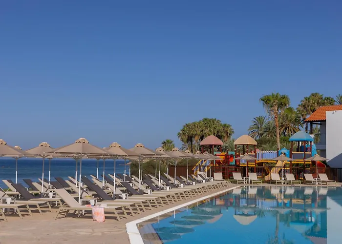 Kapetanios Aqua Resort